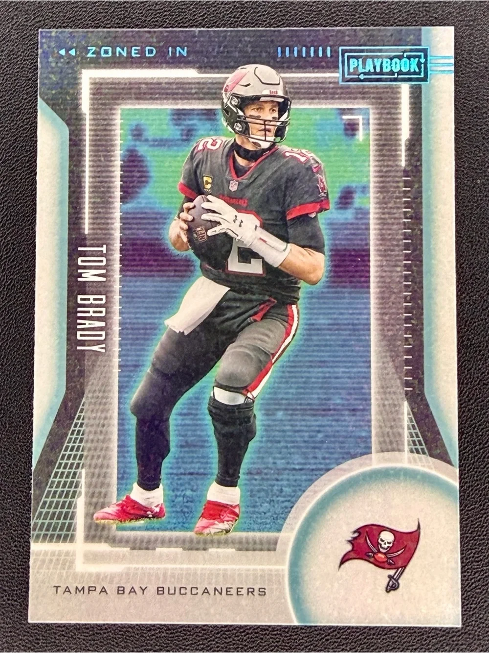 2021 PANINI PLAYBOOK TOM BRADY ZONED IN BLUE SPARKLE LASER PARALLEL. ZI-TBR SSP